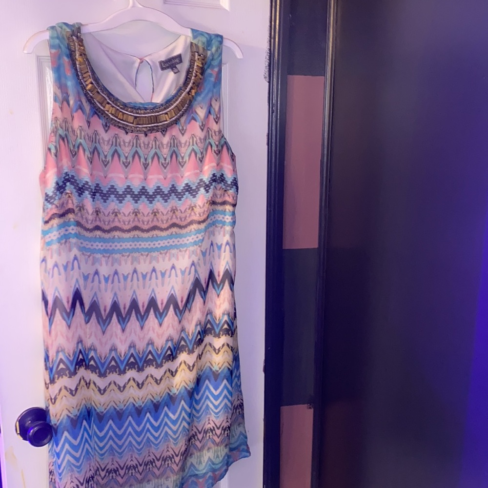 Dress - Picture 3 of 3